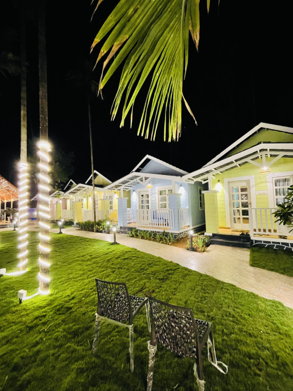 ILIF 2704 STARRY NIGHT VILLA