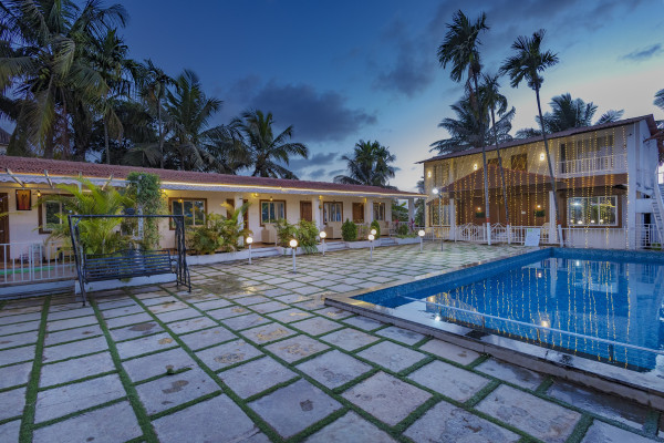 King of kings by iLiF Hotels
